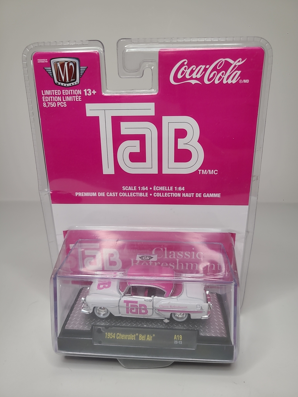 M2 Machines 2022 CHASE Coca-Cola TAB 1954 Chevy Bel Air Pink A19 1:64